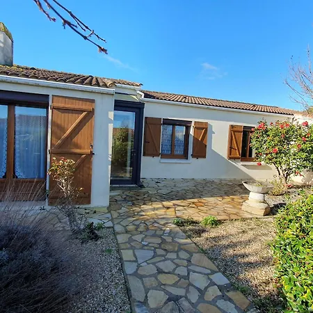 Maison Confortable Et Spacieuse Pour 6 Pers., Animaux Sur Demande - Fr-1-476-135